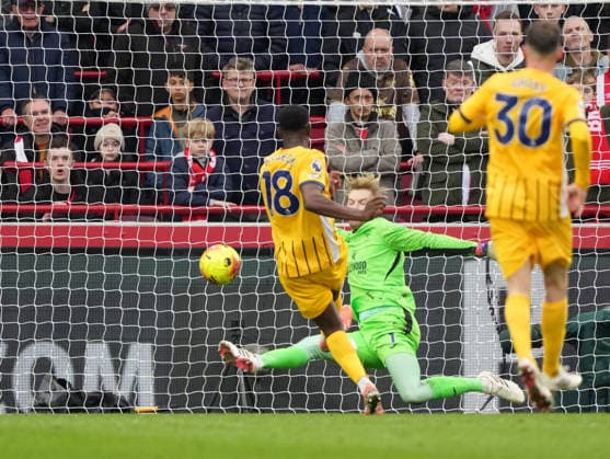 Brentford v Brighton and Hove Albion, Premier League, Football, Gtech Community Stadium, Brentford, London, UK - 21 Feb 2026 GOAL 0-2. Danny Welbeck of Brighton scores the second goal. London Gtech Community Stadium Brentford UK, UK NEWSPAPERS OUT Copyright: xSeanxRyanx
