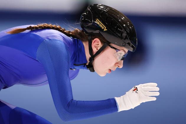 ITALY, MILAN - FEBRUARY 21, 2026: AIN athelete Anastasiia Semenova from Russia warms up for the women s mass start Speed skating, Eisschnelllauf semifinal race at Milano Speed Skating Stadium during the 2026 Winter Olympic Games, Olympische Spiele, Olympia, OS 2026 Winter Olympics: Speed Skating  - ZUMAt113 20260221_zaa_t113_486 Copyright: xPeterxKovalevx
