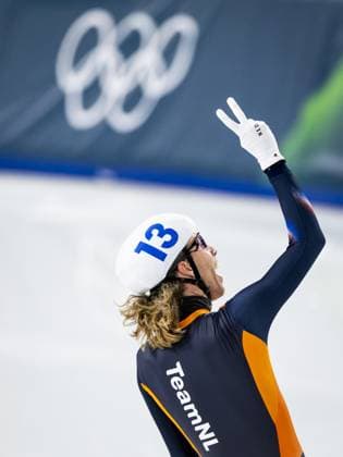 MILAN - Jorrit Bergsma in the mass start event at the Milan Ice Park during the Winter Olympics in Milan and Cortina d Ampezzo. ROBIN VAN LONKHUIJSEN ANP xVIxANPxSportx xxANPxIVx 551371622 originalFilename: 551371622.jpg