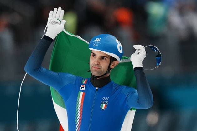 Andrea Giovannini from Italy Bronze Medal after Men™s Speed skating, Eisschnelllauf mass start at the 2026 Winter Olympics, Milan, Italy, Saturday , Feb. 21, 2026. (Gian Mattia D Alberto LaPresse)  Copyright: xGianxMattiaxD Alberto LaPressex