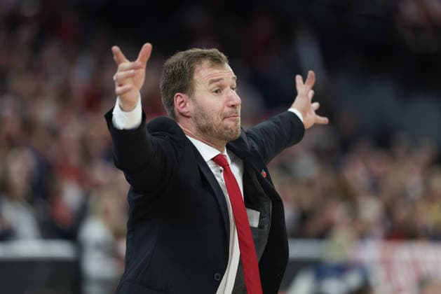 Anton Gavel (BMA365 Bamberg Baskets, Cheftrainer) gestikuliert, GER, FC Bayern Basketball vs. BMA365 Bamberg Baskets, Basketball, BBL Pokal, BMW TOP FOUR, Halbfinale, Saison 2025 2026, 21.02.2026, GER, FC Bayern Basketball vs. BMA365 Bamberg Baskets, Basketball, BBL Pokal, BMW TOP FOUR, Halbfinale, Saison 2025 2026, 21.02.2026 Muenchen Copyright: xEibner-Pressefoto JennixMaulx EP_JML