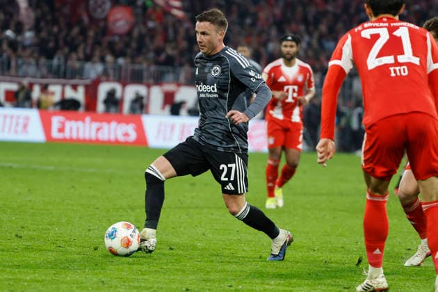 Mario Götze, Gotze (Eintracht Frankfurt, 27) am Ball , Deutschland, Fussball, 1. Bundesliga, 23.Spieltag, 2025 2026, FC Bayern München vs. Eintracht Frankfurt, 21.02.2026, München Allianz-Arena Deutschland *** Mario Götze, Gotze Eintracht Frankfurt, 27 on the ball , Germany, Football, 1 Bundesliga, Matchday 23, 2025 2026, FC Bayern München vs Eintracht Frankfurt, 21 02 2026, Munich Allianz Arena Germany Copyright: xGrantxHubbsx