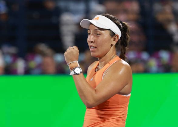 Jessica Pegula jubelt nach dem Sieg, Jubel, Freude, EmotionEndspiel, FinalDubai Duty Free Tennis Championships, Dubai, U.A.E. Copyright: xJuergenxHasenkopfx