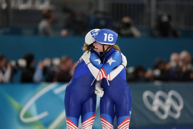 Speed skating, Eisschnelllauf - Milano Cortina 2026 Winter Olympics: Day 15 MANGANELLO Mia and MYERS Greta participate in the Women s Mass Start - Speed Skating Men s Mass Start on day fifteen of the Milano Cortina 2026 Winter Olympic Games, Olympische Spiele, Olympia, OS at Milano Speed Skating Stadium in Milan, Italy, on February 21, 2026. Milano Italy  Copyright: xMattiaxMarteganix originalFilename:martegani-serieami260221_npYU7.jpg