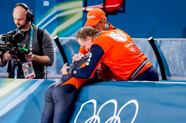 coach Jillert Anema of TeamNL and national coach Rintje Ritsma of TeamNL celebrates with winner Marijke Groenewoud of the Netherlands after Women s Mass Start Final, Milano Cortina 2026 Winter Olympics: Day 15, Speed skating, Eisschnelllauf - Milano Cortina 2026 Winter Olympics: Day 15, Milano Speed Skating Stadium, February 21, 2026, Milan, Italy.