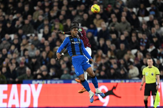 West Ham United v Bournemouth, Premier League AFC Bournemouth forward Rayan (37) and West Ham United defender El Hadji Malick Diouf (12) challenge for a header during the Premier League match between West Ham United and Bournemouth at the London Stadium, London, UK on 21 February 2026. London London Stadium UK Editorial use only DataCo restrictions apply See www.football-dataco.com , Copyright: xSimonxTraylenx PSI-23788-0007