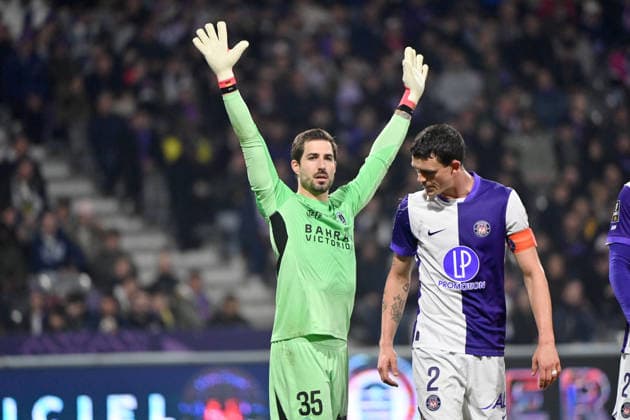 Toulouse FC v Paris FC - Ligue 1 McDonald s 2025 2026 35 Kevin TRAPP (pfc) during the Ligue 1 McDonald s match between Toulouse and Paris at Stadium de Toulouse on February 21, 2026 in Toulouse, France. Toulouse France  Copyright: xFEPx 776348294