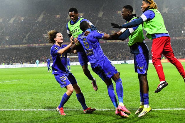 FOOTBALL : RC Lens vs AS Monaco - Ligue 1 - JournÃ e 23 - 21 02 2026 Joie des joueurs de l™AS Monaco aprÃ s le but de Denis Zakaria (AS Monaco) LensFrance  Copyright: xBaptistexAutissierx