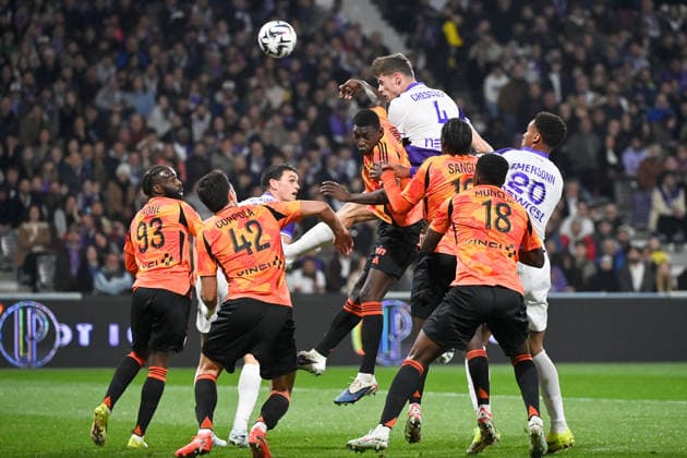 Toulouse FC v Paris FC - Ligue 1 McDonald s 2025 2026 04 Charlie CRESSWELL (tfc) during the Ligue 1 McDonald s match between Toulouse and Paris at Stadium de Toulouse on February 21, 2026 in Toulouse, France. Toulouse France  Copyright: xFEPx 776348294