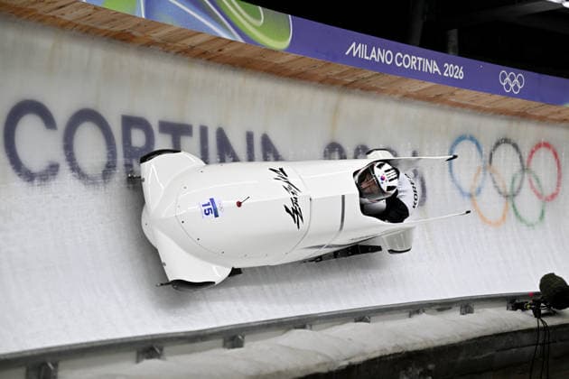 Cortina d Ampezzo, Italy, February 21th 2026. Yooran Kim and Eunji Jeon of Korea in action during the Bobsleight 2-woman Heat 3 and 4 race of the Olympic Winter games, Winterspiele,Spiele, Summer games 2026 in Cortina d Ampezzo, Italy. (Photo by Igor Kupljenik Sports Press Photo)  Copyright: xIgorxKupljenikx xSPPx Sportspressphoto_SPR95642