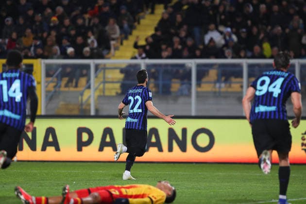 Henrikh Mkhitaryan of FC Internazionale Milano celebrates the goal of 0-1 scored during the serie A match between US Lecce and FC Internazionale Milano at Ettore Giardiniero - Via del Mare stadium in Lecce (Italy), February 21, 2026. massimilianoxcarnabuci
