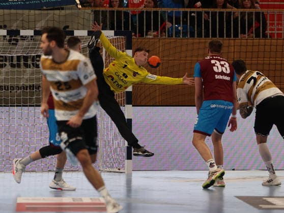 GER HBL2 Saison 2025 2026 VfL Potsdam vs HC Elbflorenz Dresden, 21.02.26, MBS Arena, Potsdam Frederik HÖLER (1.VfL Potsdam 1), Torhüter, Parade, spektakulär