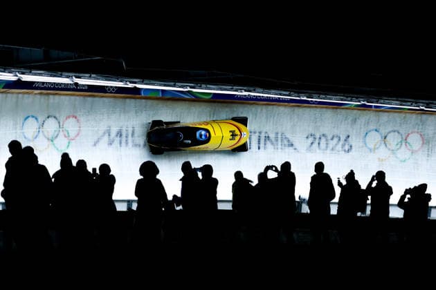Olympische Winterspiele Milano Cortina 2026 Bob Zweierbob Frauen am 21.02.2026 im Cortina Sliding Centre in Cortina d™Ampezzo Laura Nolte Deborah Levi ( Deutschland ) *** Olympic Winter Games Milano Cortina 2026 Bobsleigh two-man women on 21 02 2026 at the Cortina Sliding Center in Cortina d™Ampezzo Laura Nolte Deborah Levi Germany xMSx