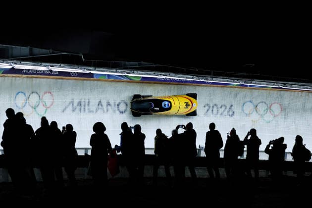 Olympische Winterspiele Milano Cortina 2026 Bob Zweierbob Frauen am 21.02.2026 im Cortina Sliding Centre in Cortina d™Ampezzo Laura Nolte Deborah Levi ( Deutschland ) *** Olympic Winter Games Milano Cortina 2026 Bobsleigh two-man women on 21 02 2026 at the Cortina Sliding Center in Cortina d™Ampezzo Laura Nolte Deborah Levi Germany xMSx