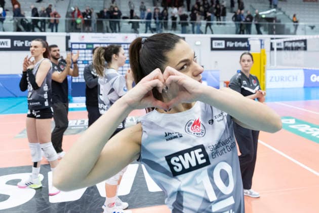 1. Volleyball Bundesliga Frauen: Schwarz-Weiss Erfurt vs. Ladies in Black Aachen; Erfurt; 21.02.2026 Kinga Szücs ( 10; Schwarz-Weiss Erfurt) 1. Volleyball Bundesliga Frauen: Schwarz-Weiss Erfurt vs. Ladies in Black Aachen; Riethsporthalle Erfurt; 21.02.2026 Copyright: xBEAUTIFULxSPORTS Duehringx