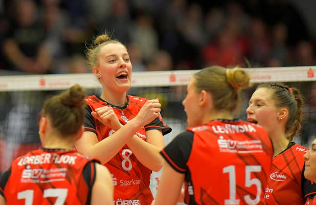22.02.2026, Dresdner Jubel, Mitte Dresdens Jette Kuipers, Volleyball, Bundesliga, Dresdner SC - Skurios Volleys Borken, (c) Dresden