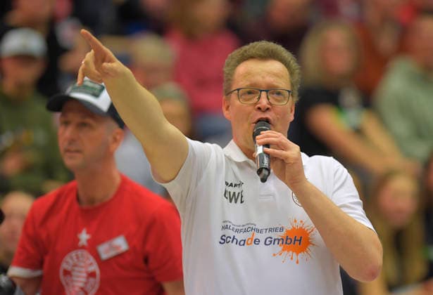 22.02.2026, Dresdens Stadionsprecher Uwe Petter, Volleyball, Bundesliga, Dresdner SC - Skurios Volleys Borken, (c) Dresden