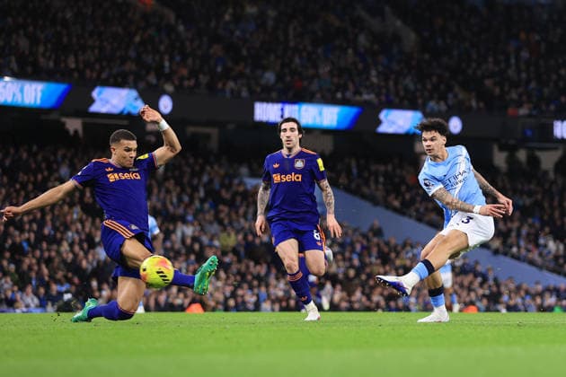 Football - Premier League - Manchester City v Newcastle United 21st February 2026 - Premier League - Manchester City v Newcastle United - Nico O Reilly of Manchester City scores their 1st goal - Photo: Simon Stacpoole Offside. Manchester UK Copyright: xSimonxStacpoolexOffside