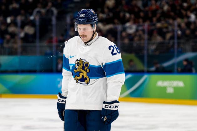 260221 Eeli Tolvanen of Finland looks dejected in the men s Ice hockey, Eishockey bronze medal game between Slovakia and Finland during day 15 of the 2026 Winter Olympics on February 21, 2026 in Milan. Photo: Emma Wallskog BILDBYRAN kod EW JM0801 bbeng ishockey ice hockey Olympic Games, Olympische Spiele, Olympia, OS olympics winter olympics os ol olympiska spel vinter-os olympiske leker milano cortina 2026 milan cortina 2026 milano cortina 2026 olympic games milano cortina 2026 winter olympic games milano cortina-os milano cortina-ol vinter-ol bronsmatch bronze medal game finland slovakien slovakia depp *** 260221 Eeli Tolvanen of Finland looks dejected in the men s ice hockey bronze medal game between Slovakia and Finland during day 15 of the 2026 Winter Olympics on February 21, 2026 in Milan Photo Emma Wallskog BILDBYRAN kod EW JM0801 bbeng ishockey ice hockey olympic games olympics winter olympics os ol olympiska spel vinter os olympiske leker milano cortina 2026 milan cortina 2026 milano cortina 2026 olympic games milano cortina 2026 winter olympic games milano cortina os milano cortina ol vinter ol bronsmatch bronze medal game finland slovakien slovakia depp  Copyright: EMMAxWALLSKOG BB260221EW073