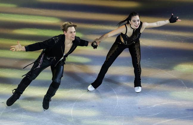 ITALY, MILAN - FEBRUARY 21, 2026: Ice dancers Allison Reed and Saulius Ambrulevicius of Lithuania perform during the Figure skating, Eiskunstlauf exhibition gala at the 2026 Winter Olympic Games, Olympische Spiele, Olympia, OS at Milano Ice Skating Arena. Peter Kovalev TASS  89057173