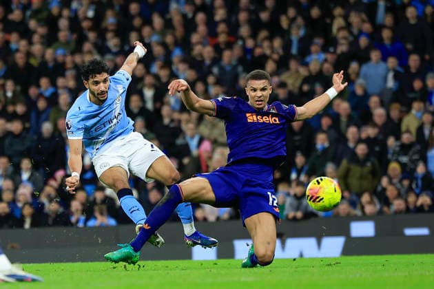 Manchester City v Newcastle United, Premier League Omar Marmoush (7) of Manchester City has a shot on goal watched by Malick Thiaw (12) of Newcastle United during the Premier League match between Manchester City and Newcastle United at the Etihad Stadium, Manchester, UK on 21 February 2026. Manchester Etihad Stadium Manchester UK Editorial use only DataCo restrictions apply See www.football-dataco.com , Copyright: xConorxMolloyx PSI-23787-0030