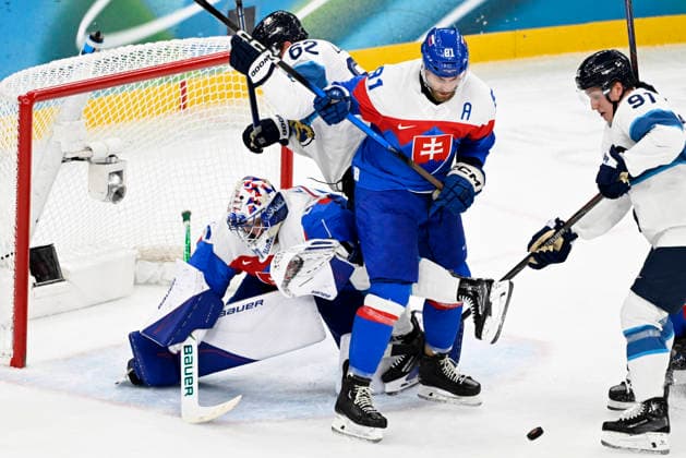 LKS 20260221 Artturi Lehkonen (2nd left) and Oliver Kapanen of Finland and goalkeeper Samuel Hlavaj and Erik Cernak of Slovakia in action during the men s Ice hockey, Eishockey bronze medal match between Slovakia and Finland during the Milano Cortina Winter Olympics at the Milano Santa Giulia Ice Hockey Arena in Milan on February 21, 2026. - EMMI KORHONEN Milano Italy Nf4W_oNMqf0  Copyright: xEmmixKorhonenx Nf4W_oNMqf0