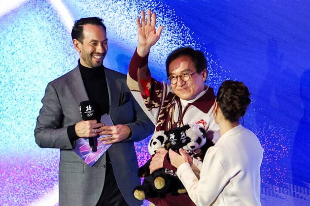 ITALY, MILAN - FEBRUARY 21, 2026: Actor Jackie Chan (C) attends the Figure skating, Eiskunstlauf exhibition gala at the 2026 Winter Olympic Games, Olympische Spiele, Olympia, OS at Milano Ice Skating Arena. Peter Kovalev TASS  89057967