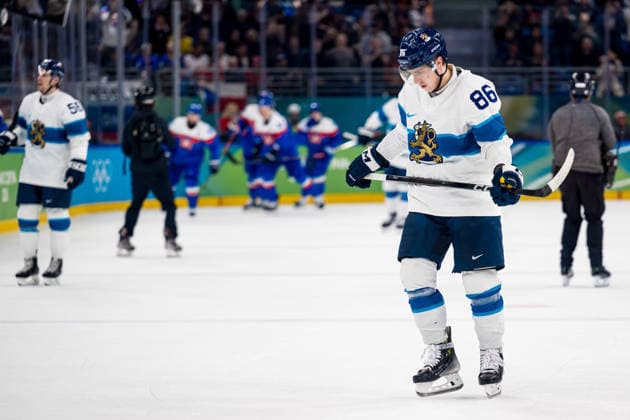 260221 Teuvo Teräväinen of Finland looks dejected after 1-2 in the men s Ice hockey, Eishockey bronze medal game between Slovakia and Finland during day 15 of the 2026 Winter Olympics on February 21, 2026 in Milan. Photo: Emma Wallskog BILDBYRAN kod EW JM0801 bbeng ishockey ice hockey Olympic Games, Olympische Spiele, Olympia, OS olympics winter olympics os ol olympiska spel vinter-os olympiske leker milano cortina 2026 milan cortina 2026 milano cortina 2026 olympic games milano cortina 2026 winter olympic games milano cortina-os milano cortina-ol vinter-ol bronsmatch bronze medal game finland slovakien slovakia depp *** 260221 Teuvo Teräväinen of Finland looks dejected after 1 2 in the men s ice hockey bronze medal game between Slovakia and Finland during day 15 of the 2026 Winter Olympics on February 21, 2026 in Milan Photo Emma Wallskog BILDBYRAN kod EW JM0801 bbeng ishockey ice hockey olympic games olympics winter olympics os ol olympiska spel vinter os olympiske leker milano cortina 2026 milan cortina 2026 milano cortina 2026 olympic games milano cortina 2026 winter olympic games milano cortina os milano cortina ol vinter ol bronsmatch bronze medal game finland slovakien slovakia depp  Copyright: EMMAxWALLSKOG BB260221EW083