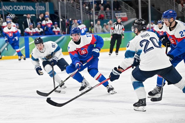 MILAN, ITALY - FEBRUARY 21: Simon Nemec of Slovakia in action chased by Oliver Kapanen of Finland L) and Sebastian Aho of Finland R) during the Ice hockey, Eishockey Men™s Bronze Medal Game match between Slovakia and Finland on day fifteen of the Milano Cortina 2026 Winter Olympic Games, Olympische Spiele, Olympia, OS at Milano Santagiulia Ice Hockey Arena on February 21, 2026 in Milan, Italy. Milan Milano Santagiulia Ice Hockey Arena Italy *** MILAN, ITALY FEBRUARY 21 Simon Nemec of Slovakia in action chased by Oliver Kapanen of Finland L and Sebastian Aho of Finland R during the Ice Hockey Men™s Bronze Medal Game match between Slovakia and Finland on day fifteen of the Milano Cortina 2026 Winter Olympic games at Milano Santagiulia Ice Hockey Arena on February 21, 2026 in Milan, Italy Milan Milano Santagiulia Ice Hockey Arena Italy Copyright: xJustPictures.ch AndreaxBrancax jp-en-EuSpIm-AB-AAB_882021022026