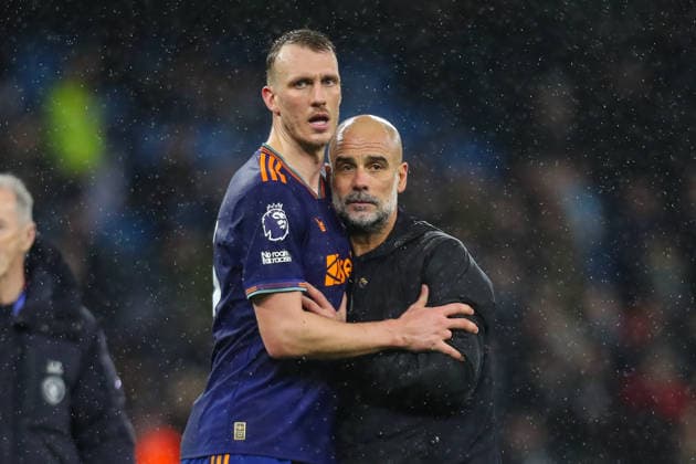 Manchester City v Newcastle United, Premier League Pep Guardiola Manager Of Manchester City hugs Dan Burn Of Newcastle United during the Manchester City v Newcastle United Premier League match at the Etihad Stadium, Manchester, England on 21 February 2026 Credit: Lee Keuneke Every Second Media Editorial use only. All images are copyright Every Second Media Limited. No images may be reproduced without prior permission. All rights reserved. Premier League and Football League images are subject to licensing agreements with Football DataCo Limited. see https: www.football-dataco.com Copyright: xIMAGO EveryxSecondxMediax ESM-1811-0064 LeexKeunekex xEveryxSecondxMediax