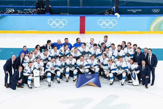2026 Milano-Cortina Winter Olympics MILAN, ITALY - FEBRUARY 21: Players of Finland celebrate after winning the bronze medal after the Ice hockey, Eishockey bronze medal match between Slovakia and Finland at the Milan Santagiulia Ice Hockey Arena at the 2026 Milano-Cortina Winter Olympics in Milan, Italy on February 21, 2026. Cemal Yurttas Anadolu Milan Italy. Editorial use only. Please get in touch for any other usage.  Copyright: x2026xAnadoluxCemalxYurttasx