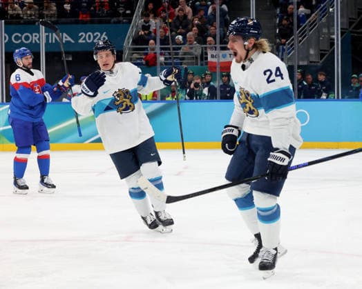 February 21, 2026, Milan, Lombardy, Italy: Roope Hintz (24) of Team Finland scores a goal in the third period against Team Slovakia in the men s Ice hockey, Eishockey bronze medal game during the Milano Cortina 2026 Olympic Winter games, Winterspiele,Spiele, Summer games at Milano Santagiulia Ice Hockey Arena. Olympics 2026: Milano Cortina: Ice Hockey-Men Finals - Bronze Medal Game-SVK V FIN  - ZUMAm117 20260221_oly_m117_024 Copyright: xDavidxMcIntyrex
