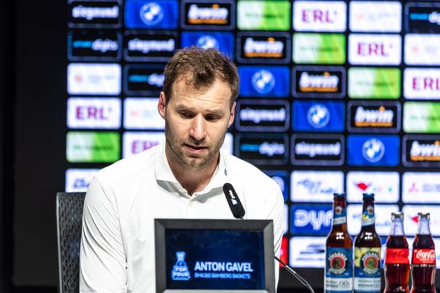 GER, BMW Top Four, Basketball BBL Pokal, Halbfinale, FC Bayern München Basketball - BMA365 Bamberg Baskets. 21.02.2026, SAP Garden, München, GER, BMW Top Four, Basketball BBL Pokal, Halbfinale, FC Bayern München Basketball - BMA365 Bamberg Baskets. Anton Gavel (Head Coach), BMA365 Bamberg Baskets bei der Pressekonferenz Foto Alexander Trienitz München SAP Garden Bayern Deutschland
