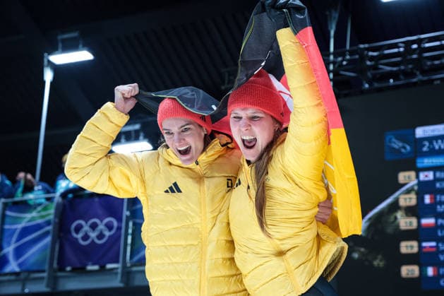 GIOCHI OLIMPICI - Olimpiadi Invernali Milano-Cortina 2026 - Bobsleigh 2-woman Lisa Buckwitz Neele Schuten (GER) 2nd place, Silver Medal during the Olympic Winter games, Winterspiele,Spiele, Summer games Milano-Cortina 2026, Bobsleigh 2-woman Heat 4 Final on February 21, 2026 at Cortina Sliding Center in Cortina d Ampezzo, Italy Cortina D Ampezzo Italy  Copyright: xIPAxSport ABACAx