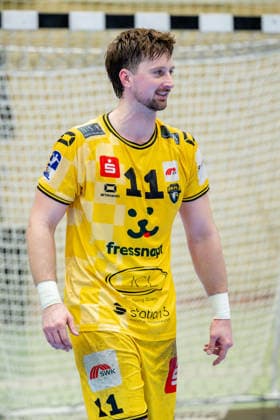 Krefeld, 21.02.2026, Handball, Herren, 2. Bundesliga, 20. Spieltag, 2025 2026: HSG Krefeld Niederrhein TV 05 07 Hüttenberg Lucas Schneider (HSG Krefeld Niederrhein, 11) Krefeld Glockenspitzhalle NRW Germany
