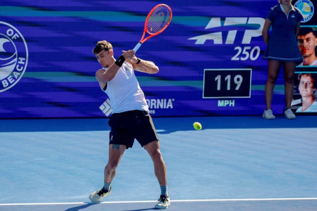 DELRAY BEACH, FL - FEBRUARY 21: Flavio Cobolli (ITA) in action during his Semi Final match against Sebastian Korda (USA) at the Delray Beach Open on February 21, 2026, at Delray Beach Stadium & Tennis Center in Delray Beach, Florida.(Photo by Chris Arjoon Icon Sportswire). TENNIS: FEB 21 Delray Beach Open EDITORIAL USE ONLY Icon2602210010040