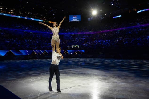 February 21, 2026, Milano, Lombardy, Italy: Gold medal winners Ryuichi Kihara and Riku Miura of Japan performs in the Figure skating, Eiskunstlauf Gala during the 2026 Winter Olympics at the Milano Ice Skating Arena on Saturday in Milano. Olympics 2026: Milano Cortina: Figure Skating Men s  - ZUMAj89_ 20260221_oly_j89_023 Copyright: xPaulxKitagakixJr.x