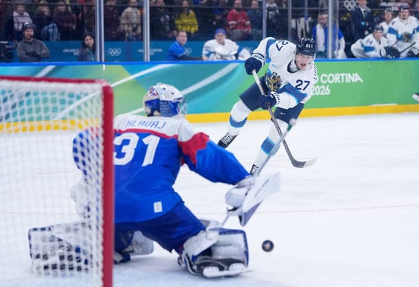 260221 -- MILAN, Feb. 21, 2026 -- Eetu Luostarinen of Finland shoots during the Ice hockey, Eishockey men s bronze medal game between Slovakia and Finland at the Milan-Cortina 2026 Olympic Winter games, Winterspiele,Spiele, Summer games in Milan, Italy, Feb. 21, 2026. MICO2026ITALY-MILAN-OLYMPIC WINTER GAMES-ICE HOCKEY-MEN-BRONZE MEDAL GAME-SVK VS FIN TaoxXiyi  (MICO2026)ITALY-MILAN-OLYMPIC WINTER GAMES-ICE HOCKEY-MEN-BRONZE MEDAL GAME-SVK VS FIN IMAGO TaoxXiyi  imago images 0848249406