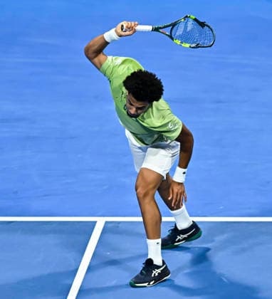ATP, Tennis Herren Qatar Exxonmobil Open-final Arthur Fils of France reacts smashing his racket during the menÕs singles final against Carlos Alcaraz of Spain at the ATP Qatar ExxonMobil Open 2026 tennis tournament at the Khalifa International Tennis Complex in Doha, Qatar, on February 21, 2026. DOHA Qatar Copyright: xNOUSHADx