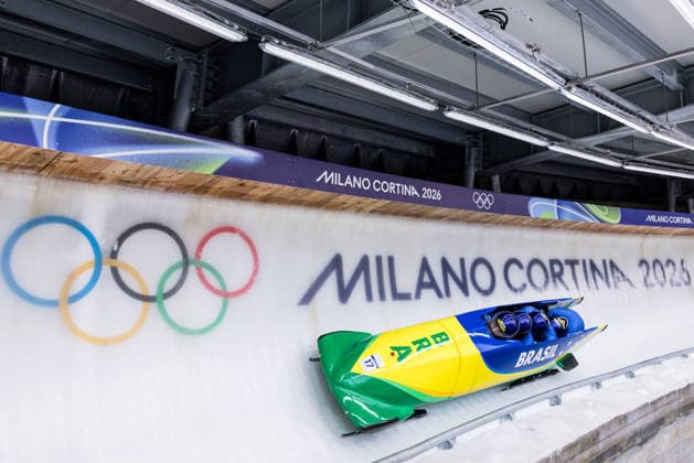 CORTINA, ITALY - FEBRUARY 22: Edson Luques Bindilatti Davidson Henrique de Souza Rafael Souza da Silva Luis Bacca Goncalves (Brazil) during the Bobsleigh 4-man Heat 3 and 4 at the Milano Cortina 2026 Olympics at Cortina Sliding Centre on day 16 of the Milano Cortina 2026 Olympics on February 22, 2026 in Cortina, Italy. Editorial use only. Italy Copyright: xSteffiexWunderlx