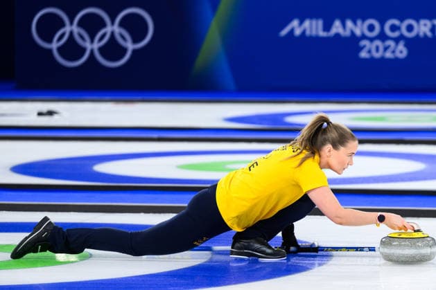 260222 Sara McManus of Sweden competes in a women s gold medal curling match between Switzerland and Sweden during day 16 of the 2026 Winter Olympics on February 22, 2026 in Cortina. Photo: Jon Olav Nesvold BILDBYRAN COP 217 JE0130 curling Olympic Games, Olympische Spiele, Olympia, OS olympics winter olympics os ol olympiska spel vinter-os olympiske leker milano cortina 2026 milan cortina 2026 milano cortina 2026 olympic games milano cortina 2026 winter olympic games milano cortina-os milano cortina-ol vinter-ol 16 bbeng schweiz sveits sweden sverige dam *** 260222 Sara McManus of Sweden competes in a women s gold medal curling match between Switzerland and Sweden during day 16 of the 2026 Winter Olympics on February 22, 2026 in Cortina Photo Jon Olav Nesvold BILDBYRAN COP 217 JE0130 curling olympic games olympics winter olympics os ol olympiska spel vinter os olympiske leker milano cortina 2026 milan cortina 2026 milano cortina 2026 olympic games milano cortina 2026 winter olympic games milano cortina os milano cortina ol vinter ol 16 bbeng schweiz sveits sweden sverige dam  Copyright: JONxOLAVxNESVOLD BB260222JE009