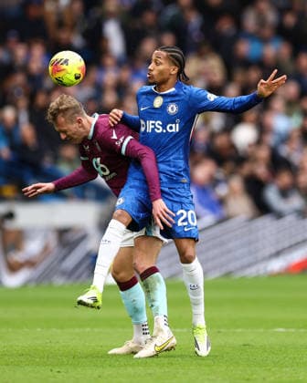 Chelsea v Burnley 21 February 2026, London - Premier League Football - Chelsea v Burnley - Joe Worrall of Burnley and Joao Pedro of Chelsea - Photo: Jacques Feeney Offside. London UK Copyright: xJacquesxFeeneyx xOffsidexOffside