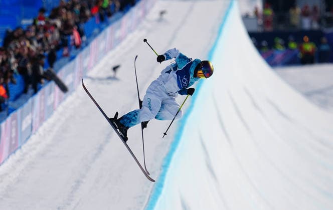 (260222) -- LIVIGNO, Feb. 22, 2026 -- Li Fanghui of China competes during run 2 of the freestyle skiing women s freeski halfpipe final at the Milan-Cortina 2026 Olympic Winter games, Winterspiele,Spiele, Summer games in Livigno, Italy, Feb. 22, 2026. ) (MICO2026)ITALY-LIVIGNO-OLYMPIC WINTER GAMES-FREESTYLE SKIING-WOMEN S FREESKI HALFPIPE-FINAL HuxChao 