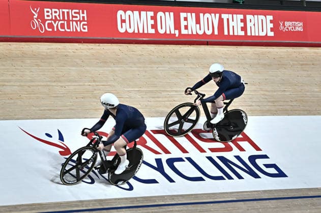 2026 British Cycling Lloyds National Track Championships Picture by Mathew Wells SWpix.com - 22 02 2026 - 2026 British Cycling Lloyds National Track Championships - National Cycling Centre, Manchester, England - Women s Sprint 1 4 Finals - Rhian Edmunds (Team Inspired), Lauren Bell (Team Inspired) Copyright: x xSWpix.comx(t axPhotographyxHubxLtd)xMathewxWells SWpix.comx SWP-3203-0892