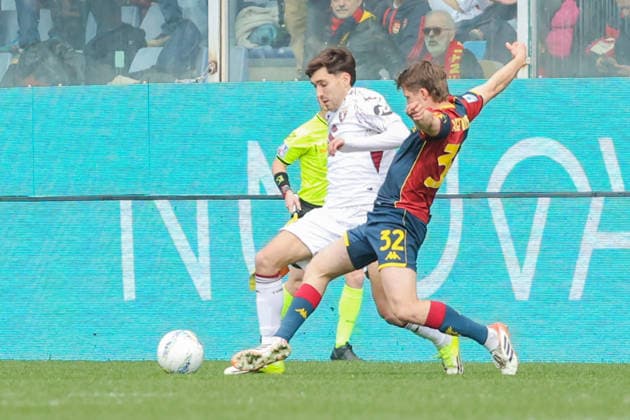 GenoaÕs Morten Frendrup fights for the ball during the Serie A soccer match between Genoa and Torino at the Luigi Ferraris Stadium in Genoa, Italy - Sunday, February 22, 2026. - Soccer .  Copyright: xTanoxPecoraro LaPressex