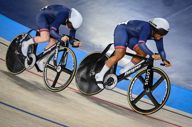 2026 British Cycling Lloyds National Track Championships Picture by Olly Hassell SWpix.com - 22 02 2026 - 2026 British Cycling Lloyds National Track Championships - National Cycling Centre, Manchester, England - Women s Sprint Quarterfinals - Lowri Thomas (Team Inspired), Rhianna Parris-Smith (Team Inspired) Copyright: x xSWpix.comx(t axPhotographyxHubxLtd)xOllyxHassell SWpix.comx SWP-3203-0908