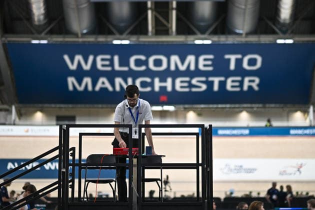 2026 British Cycling Lloyds National Track Championships Picture by Mathew Wells SWpix.com - 22 02 2026 - 2026 British Cycling Lloyds National Track Championships - National Cycling Centre, Manchester, England - British Cycling Commissaire Copyright: x xSWpix.comx(t axPhotographyxHubxLtd)xMathewxWells SWpix.comx SWP-3203-0912