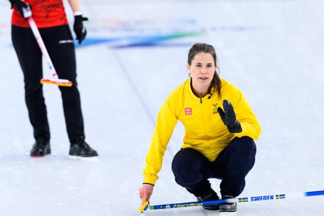 260222 Anna Hasselborg of Sweden competes in a women s gold medal curling match between Switzerland and Sweden during day 16 of the 2026 Winter Olympics on February 22, 2026 in Cortina. Photo: Jon Olav Nesvold BILDBYRAN COP 217 JE0130 curling Olympic Games, Olympische Spiele, Olympia, OS olympics winter olympics os ol olympiska spel vinter-os olympiske leker milano cortina 2026 milan cortina 2026 milano cortina 2026 olympic games milano cortina 2026 winter olympic games milano cortina-os milano cortina-ol vinter-ol 16 bbeng schweiz sveits sweden sverige dam *** 260222 Anna Hasselborg of Sweden competes in a women s gold medal curling match between Switzerland and Sweden during day 16 of the 2026 Winter Olympics on February 22, 2026 in Cortina Photo Jon Olav Nesvold BILDBYRAN COP 217 JE0130 curling olympic games olympics winter olympics os ol olympiska spel vinter os olympiske leker milano cortina 2026 milan cortina 2026 milano cortina 2026 olympic games milano cortina 2026 winter olympic games milano cortina os milano cortina ol vinter ol 16 bbeng schweiz sveits sweden sverige dam  Copyright: JONxOLAVxNESVOLD BB260222JE052
