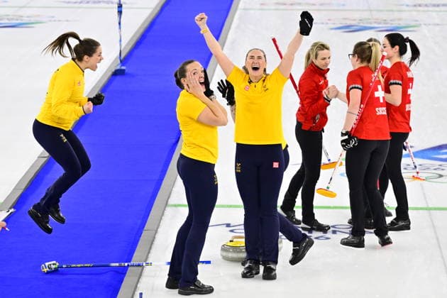 CORTINA, ITALY 20260222 Team Hasselborg celebrates the victory and the gold after the women s final match between Switzerland and Sweden in the Olympic curling in Cortina. *** The image is included in the SPORTS PACKAGE. For others PAYMENT IMAGE *** CORTINA ITALY x10030x *** CORTINA, ITALY 20260222 Team Hasselborg celebrates the victory and the gold after the women s final match between Switzerland and Sweden in the Olympic curling in Cortina The image is included in the SPORTS PACKAGE For others PAYMENT IMAGE CORTINA ITALY x10030x  Copyright: xJonasxEkströmer TTx OLYMPICS 2026 CURLING WOMEN FINAL SWITZERLAND-SWEDER