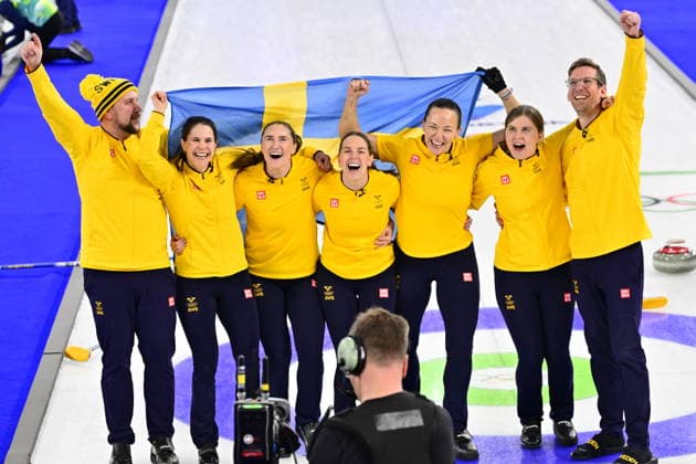 CORTINA, ITALY 20260222 Team Hasselborg celebrates the victory and the gold after the women s final match between Switzerland and Sweden in the Olympic curling in Cortina. *** The image is included in the SPORTS PACKAGE. For others PAYMENT IMAGE *** CORTINA ITALY x10030x *** CORTINA, ITALY 20260222 Team Hasselborg celebrates the victory and the gold after the women s final match between Switzerland and Sweden in the Olympic curling in Cortina The image is included in the SPORTS PACKAGE For others PAYMENT IMAGE CORTINA ITALY x10030x  Copyright: xJonasxEkströmer TTx OLYMPICS 2026 CURLING WOMEN FINAL SWITZERLAND-SWEDER
